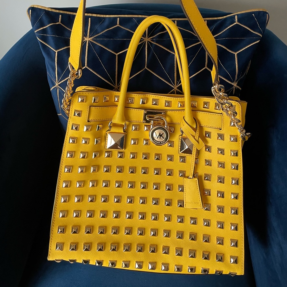 Authentic Michael Kors tote/satchel